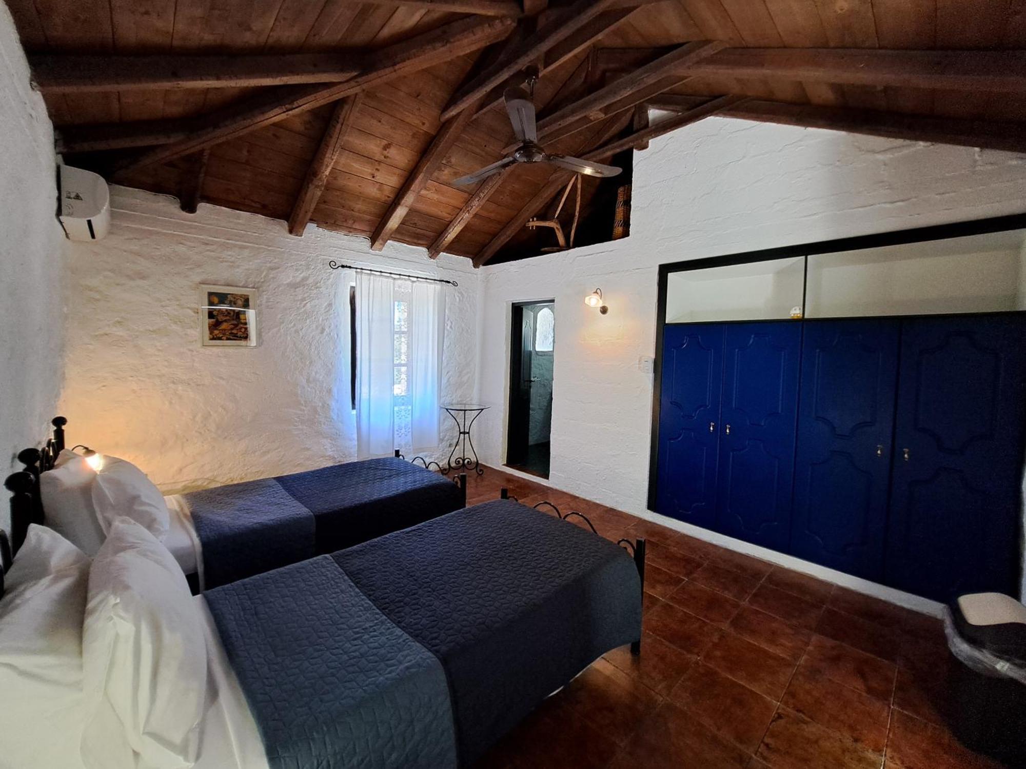Tsivouli Accommodation Lithakia  Ngoại thất bức ảnh