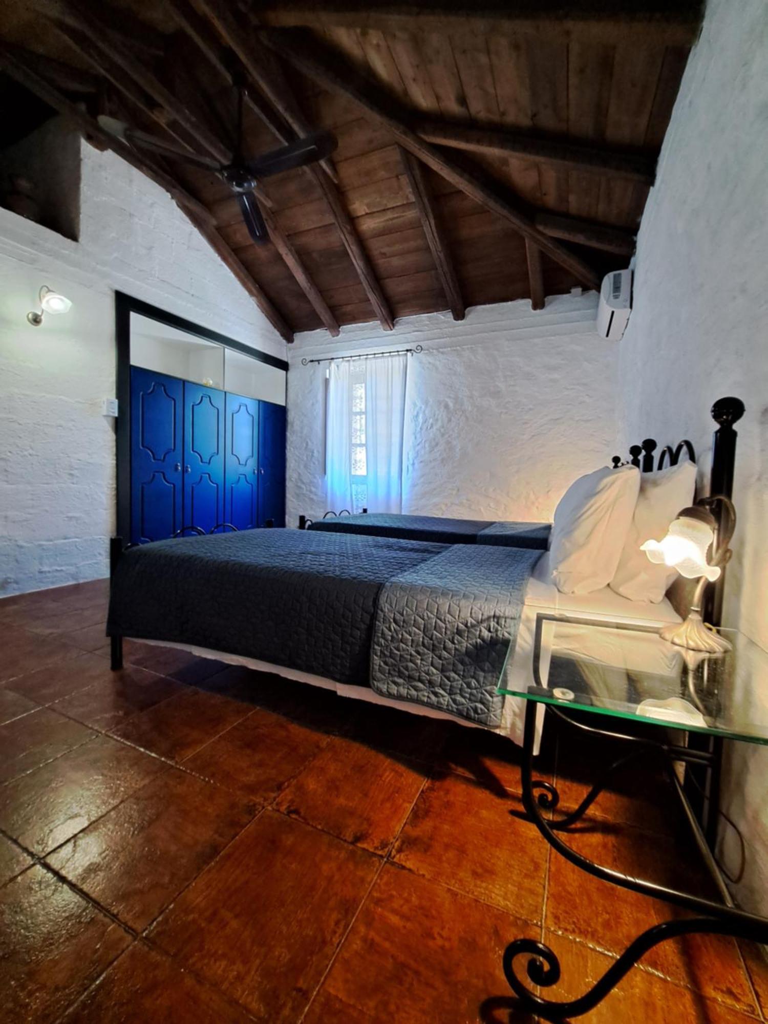 Tsivouli Accommodation Lithakia  Ngoại thất bức ảnh