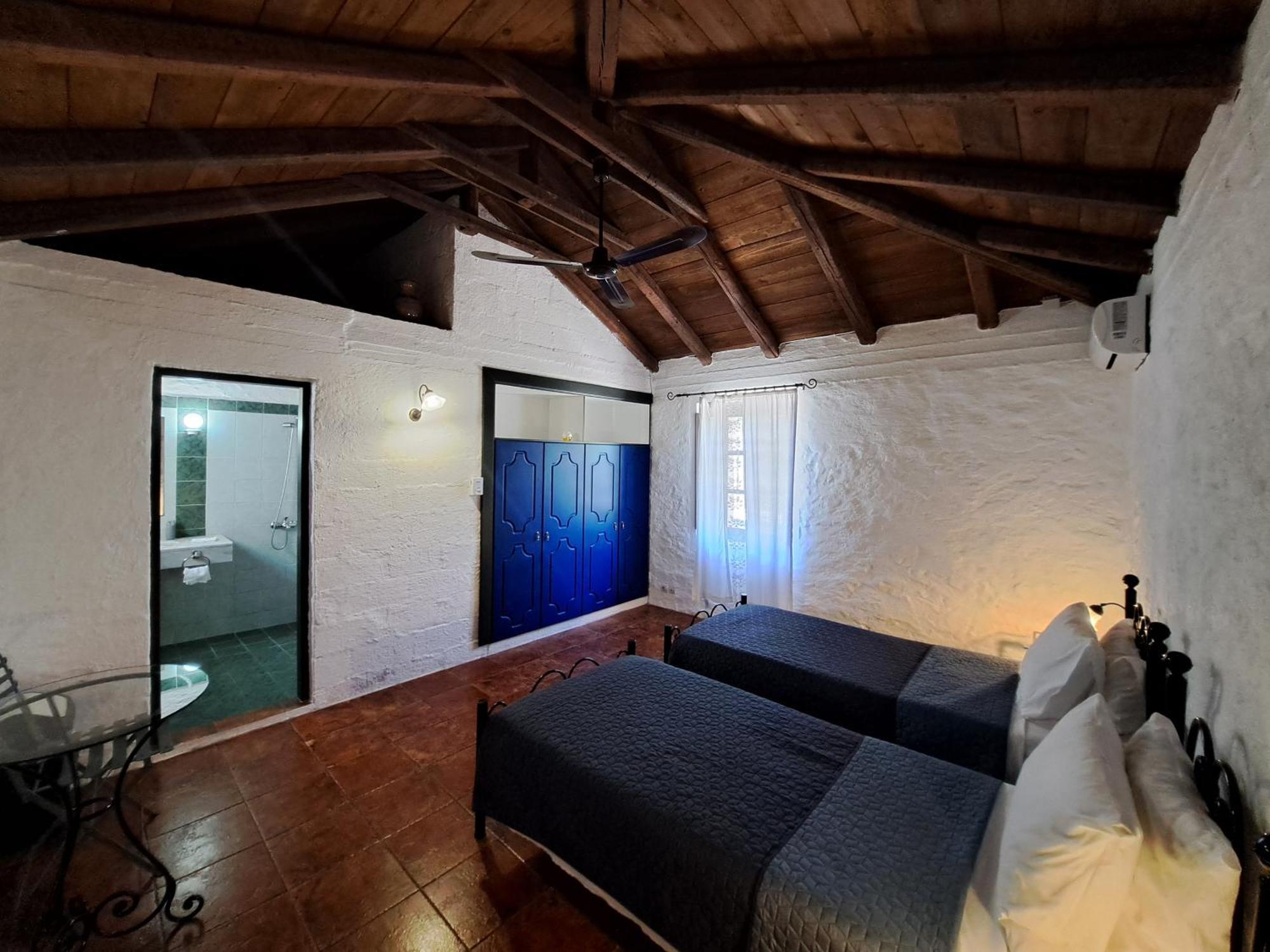 Tsivouli Accommodation Lithakia  Ngoại thất bức ảnh