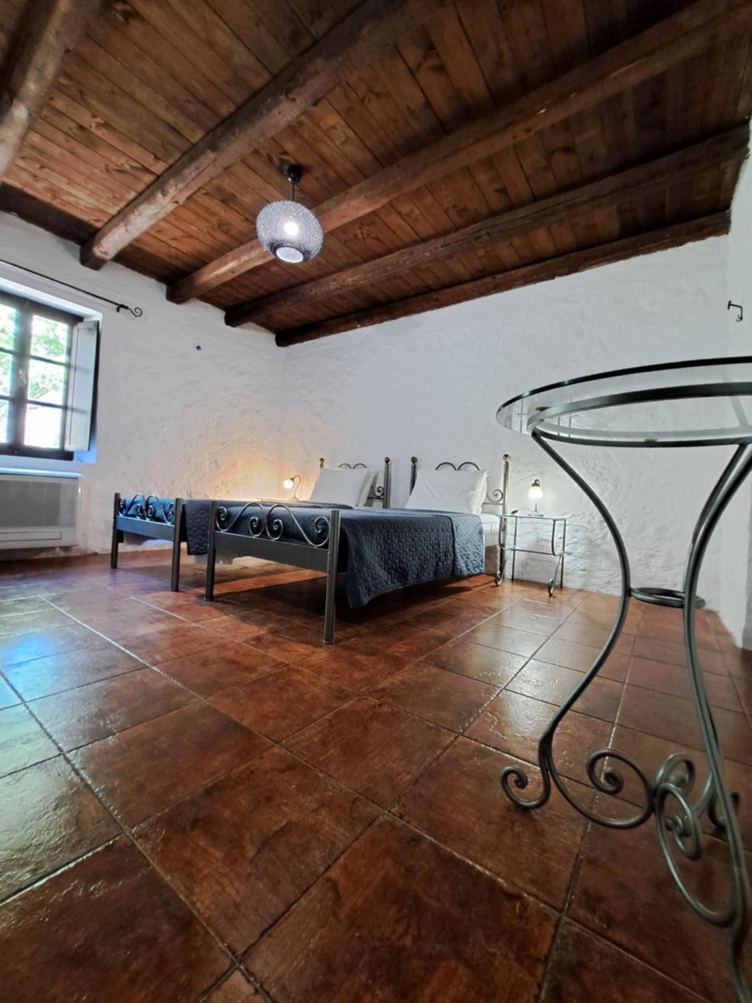 Tsivouli Accommodation Lithakia  Ngoại thất bức ảnh