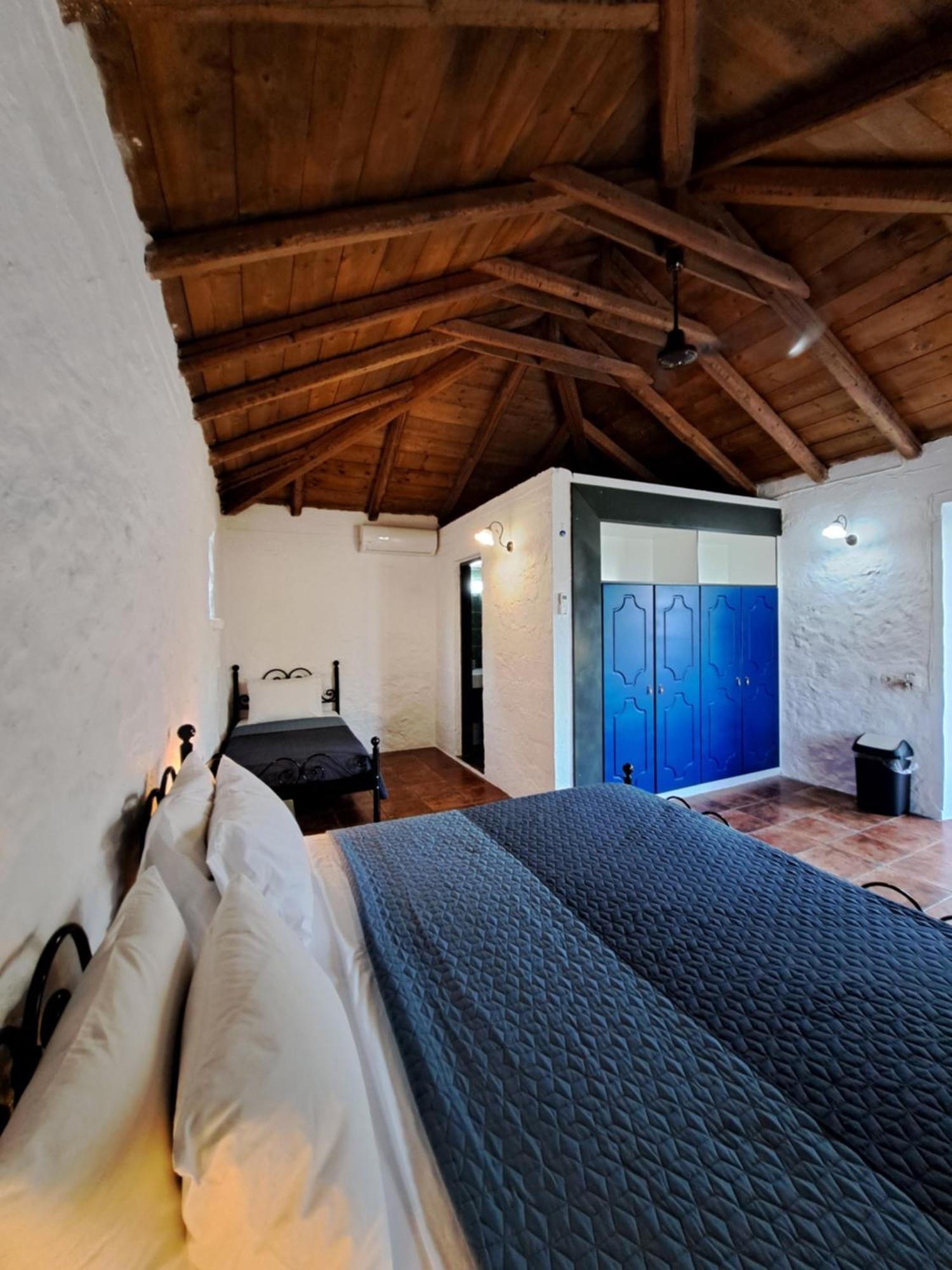 Tsivouli Accommodation Lithakia  Ngoại thất bức ảnh